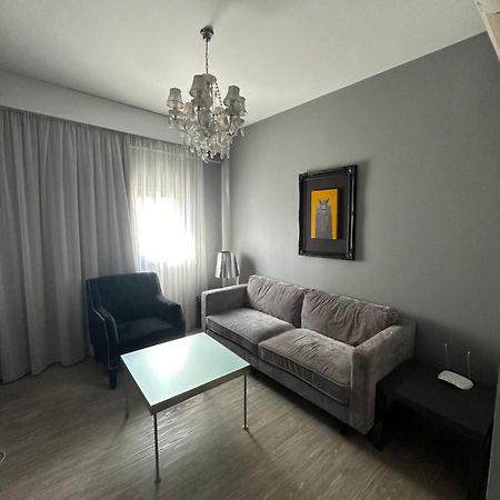 Mini Art House Apartment นิโคเซีย ภายนอก รูปภาพ