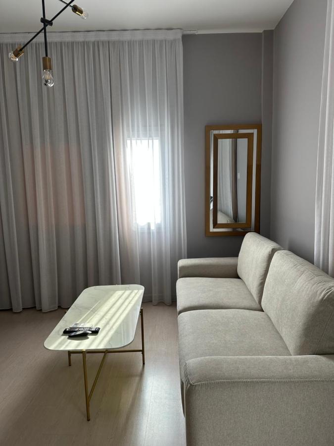 Mini Art House Apartment นิโคเซีย ภายนอก รูปภาพ
