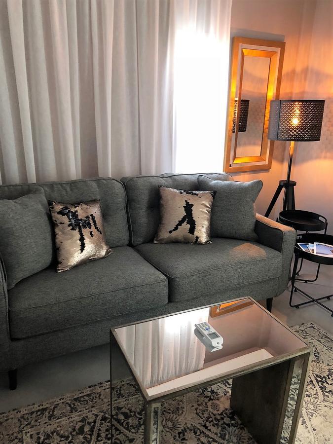 Mini Art House Apartment นิโคเซีย ภายนอก รูปภาพ